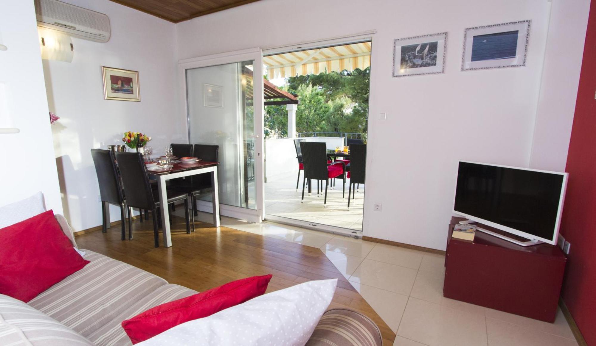 Apartments By The Sea Brela, Makarska - 11821 Cameră foto
